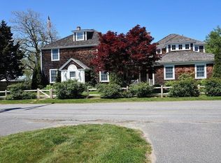 30 Cockachoisett Ln, Osterville, MA 02655