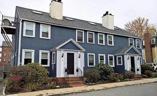1st image of 5 Marsh Meadow Ln