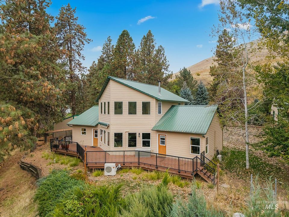 1st image of 20795 Ryegrass Ln