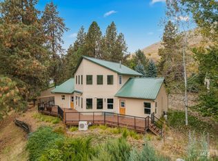 20795 Ryegrass Ln, Lenore, ID 83541