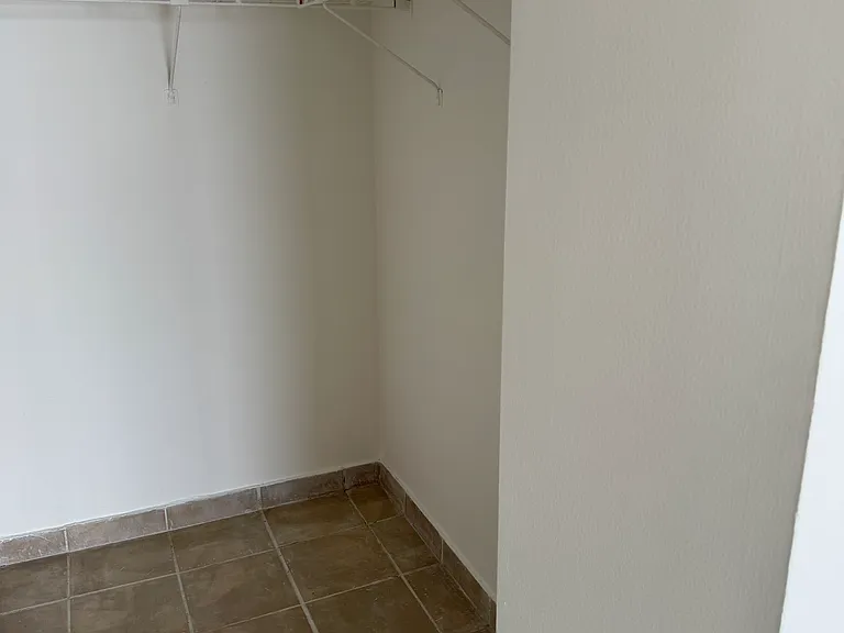 7601 E Treasure Dr #717 — Photo 30