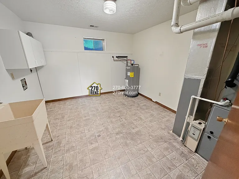 2390 Brandenburg Rd — Photo 17