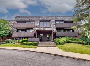 525 Timber Ridge Dr APT 306, Carol Stream, IL 60188