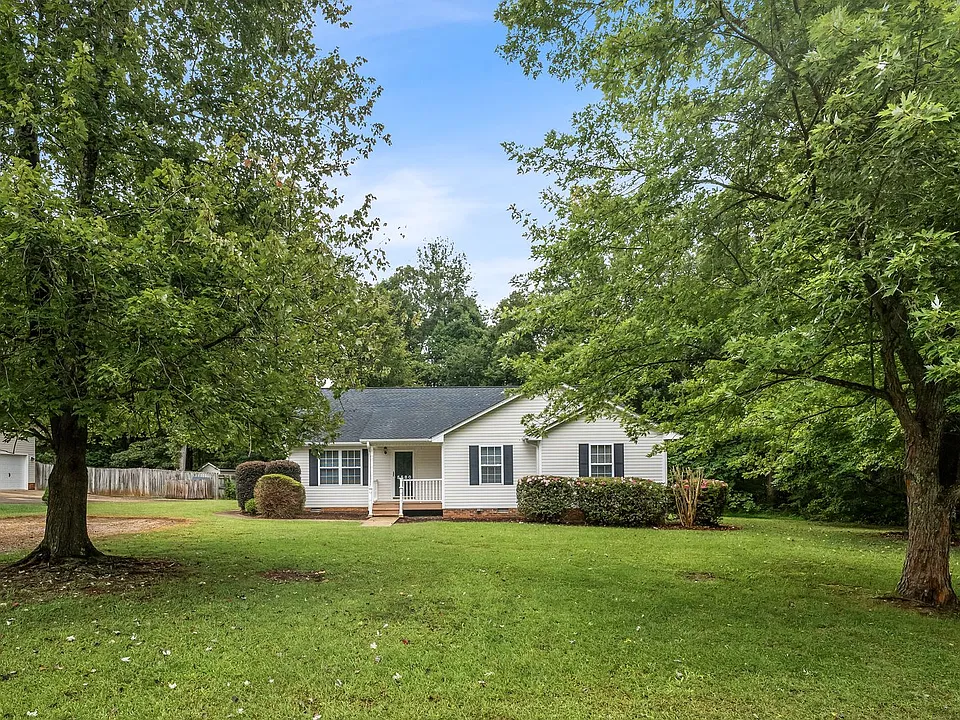 5580 Dwight Dr