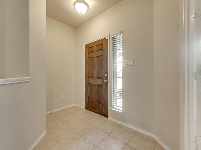 4721 Lazy Oaks St — Photo 10