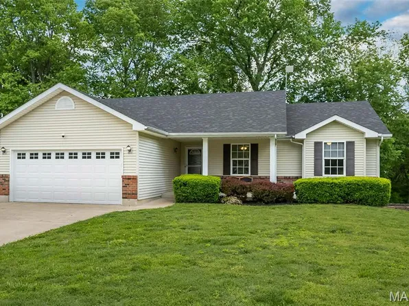 344 Fourbush Ct, Winfield, MO 63389