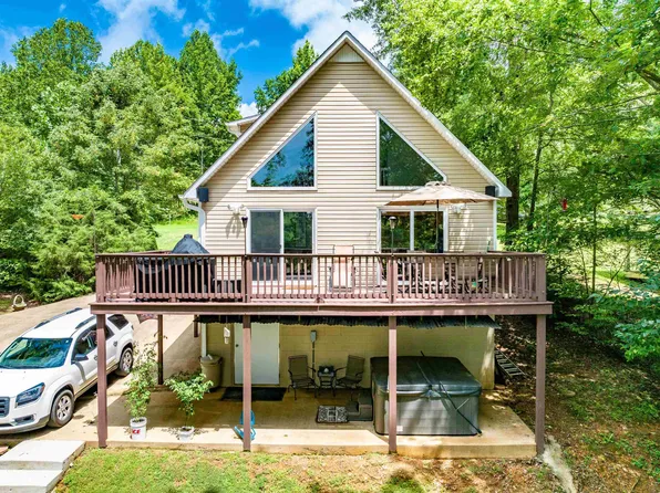 183 Featherfoot Parkway Loop, Parsons, TN 38363