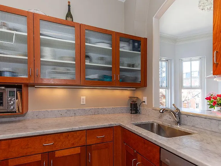 495 Columbus Ave #2 — Photo 11