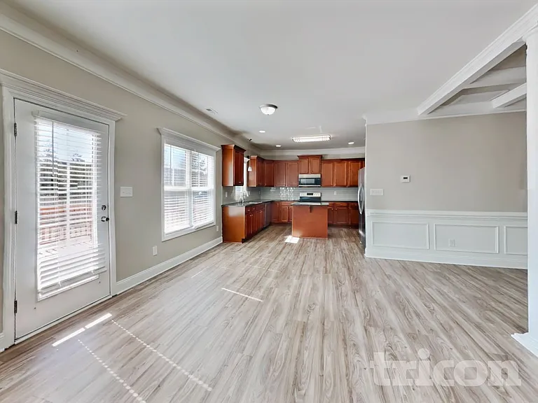 401 Bruce Johnson Rd — Photo 4