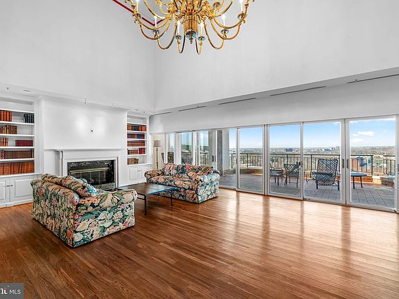 4th image of 3801 Canterbury Rd Unit 1104