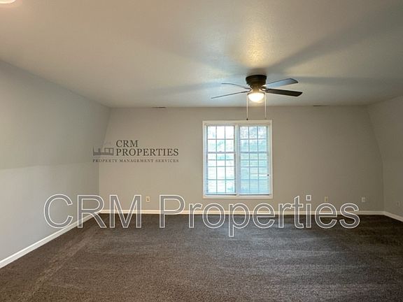 5th image of 522 Naphew Ln #2