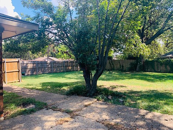Gated backyard (view from back door)
