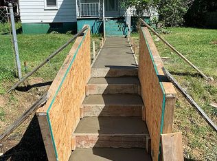 445 Johnston Rd, Pittsburgh, PA 15235