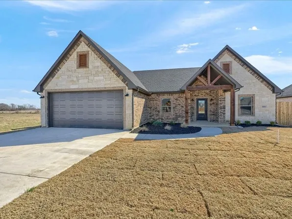 900 Mary Lee Ln, Collinsville, TX 76233