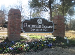 6616 Poplar Woods Cir S, Germantown, TN 38138