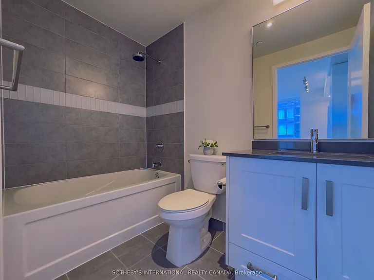 99 John St #3807 — Photo 11