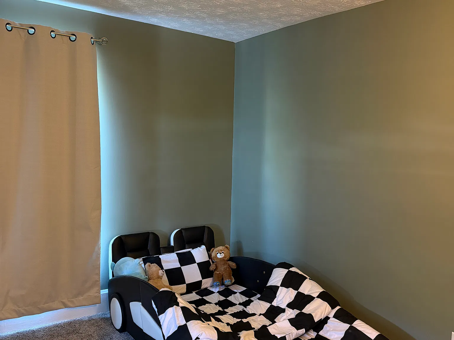 4 bed, 1536 sqft, $1,900 — Photo 3