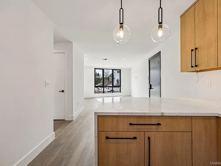 325 Manville #102 — Photo 11