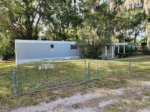18102 Crooked Ln, Lutz, FL 33548