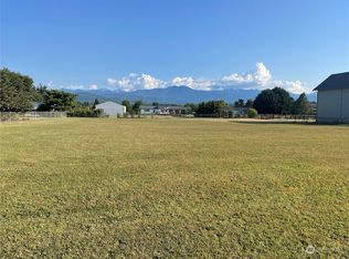 216 Maritime Dr, Port Angeles, WA 98362