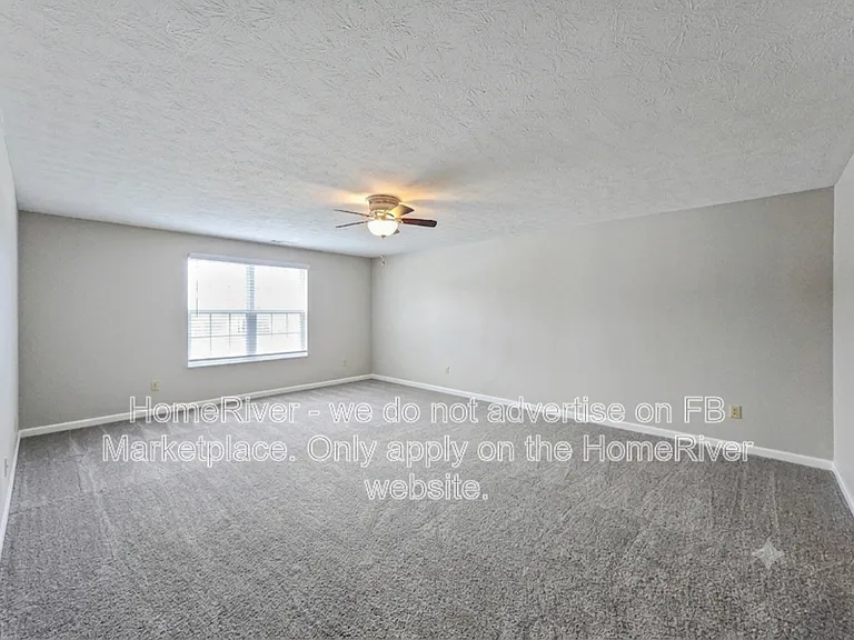 1725 James Run Way — Photo 16