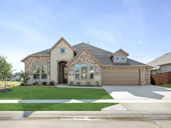 1124 Cascades Dr, Justin, TX 76247