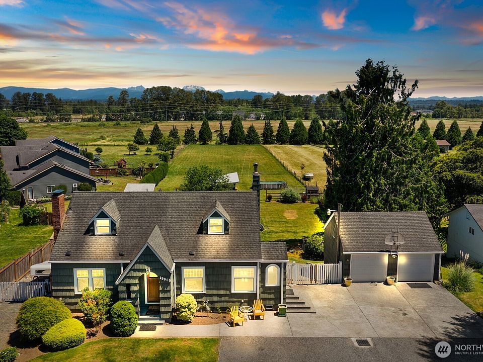 1st image of 15909 19th Avenue NE