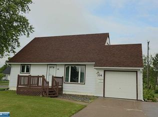 334 Hampshire Dr, Hoyt Lakes, MN 55750