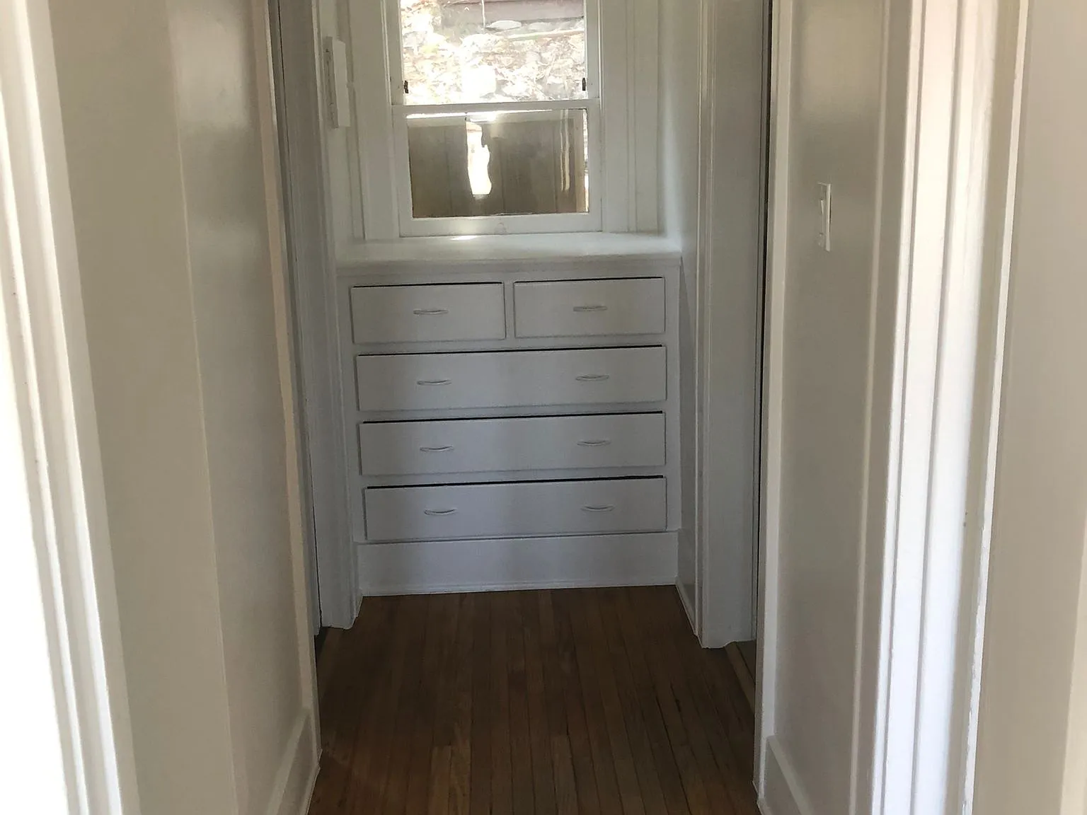 1 bed, 700 sqft, $2,850 — Photo 2