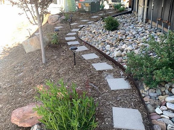 5th image of 220 Metz Ln #901