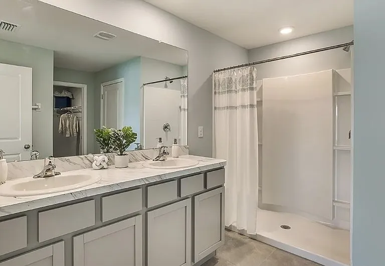 13102 SW 31st Avenue Rd — Photo 7