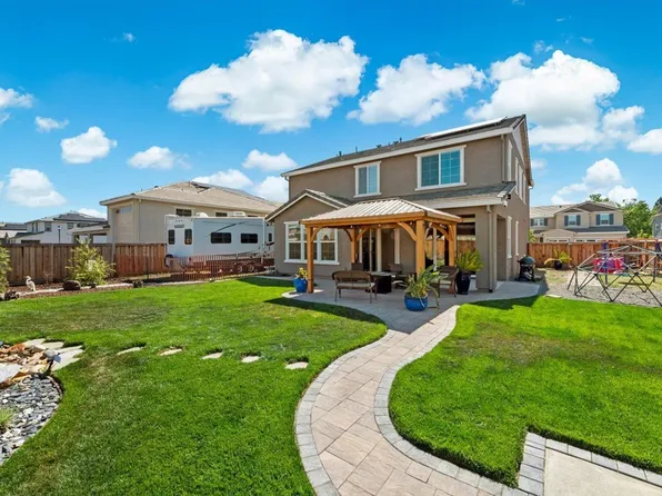 1532 Base Court, Dixon, CA 95620