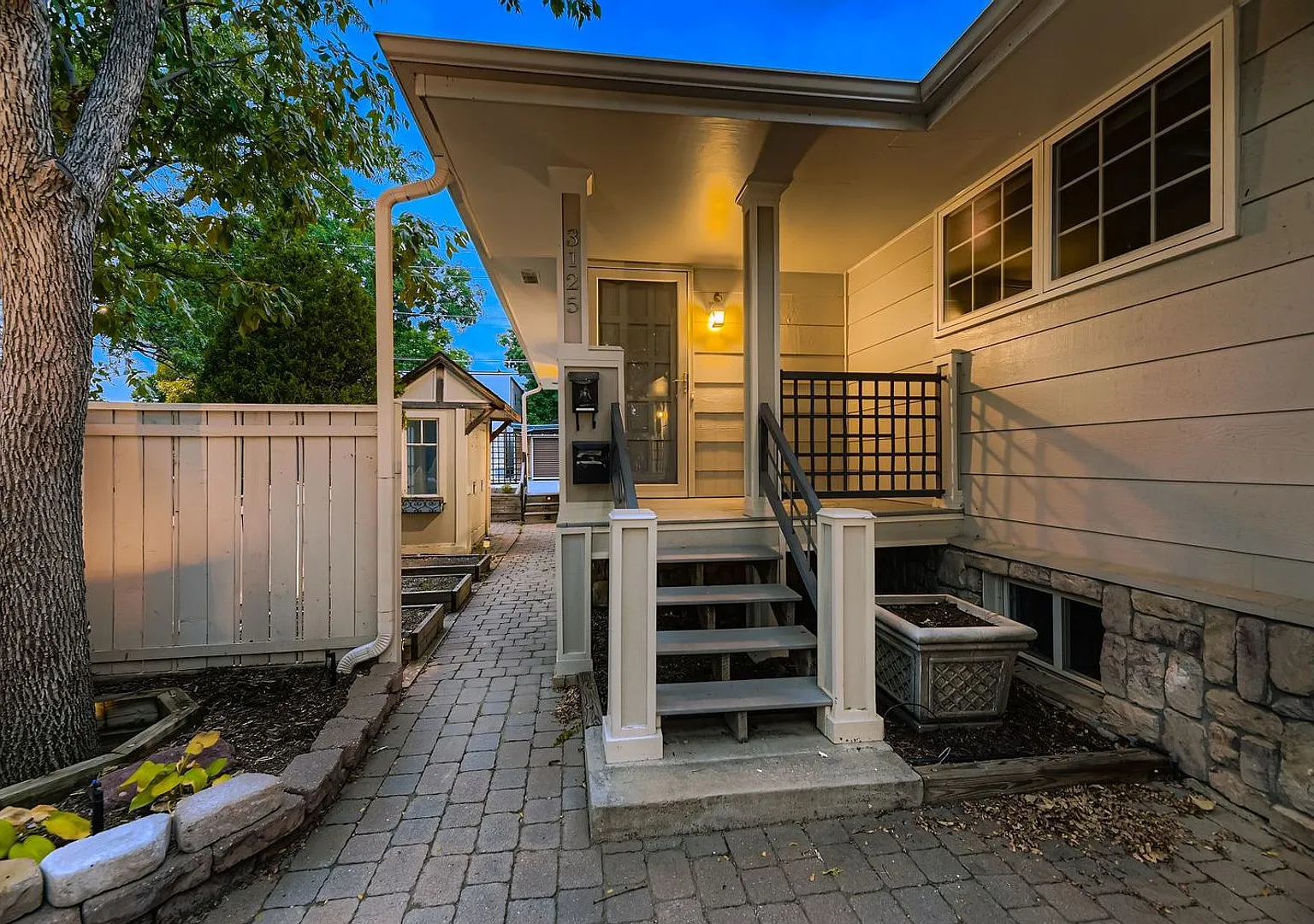 3125 N Raleigh St — Photo 1