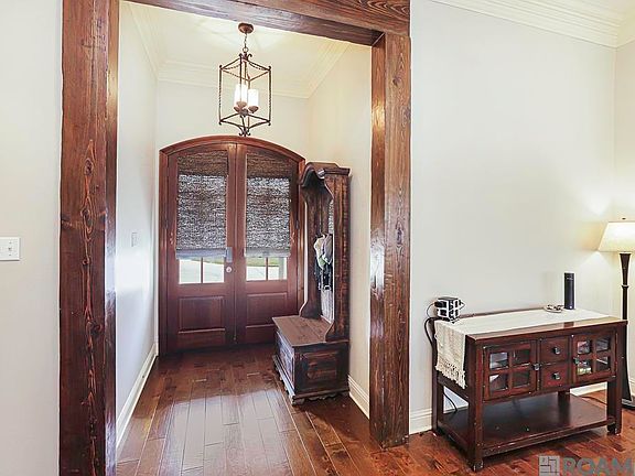 4th image of 40410 Emmy Ave