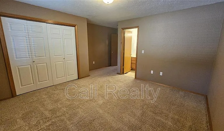 3127 E 18th Ave — Photo 12