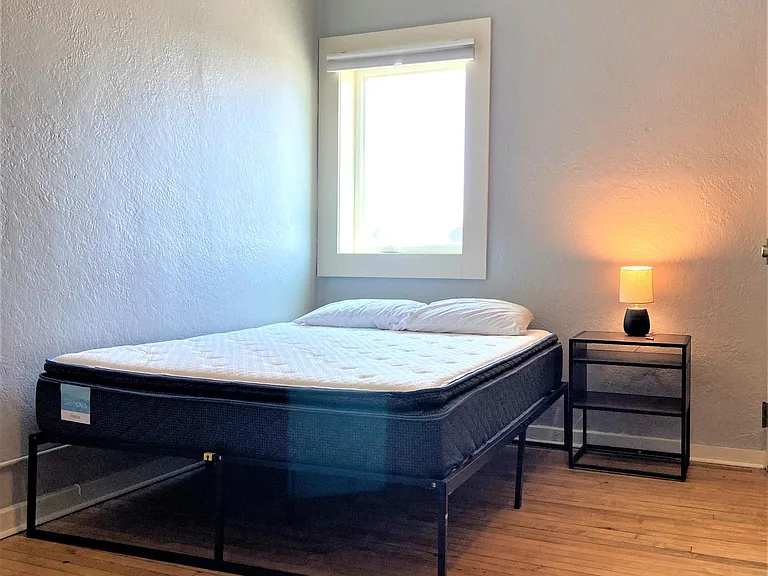 252 Linden St #A — Photo 4