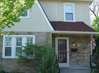 705 Fernwood Rd, Royal Oak, MI 48067