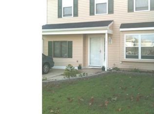 3 Cherry Cir, Blackwood, NJ 08012