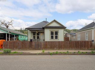 1245 SE Mill St, Roseburg, OR 97470