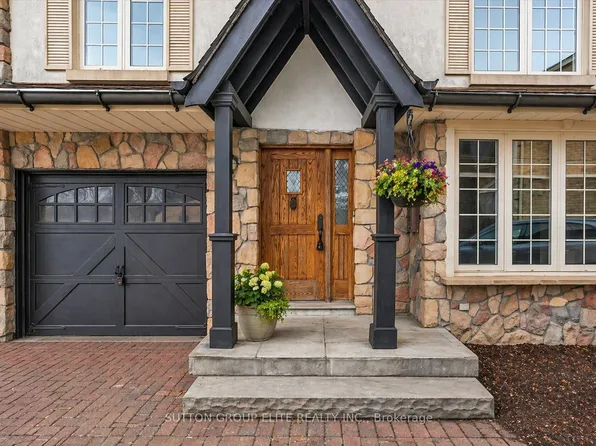 47 Park Dr, Vaughan, ON L4L 2H4