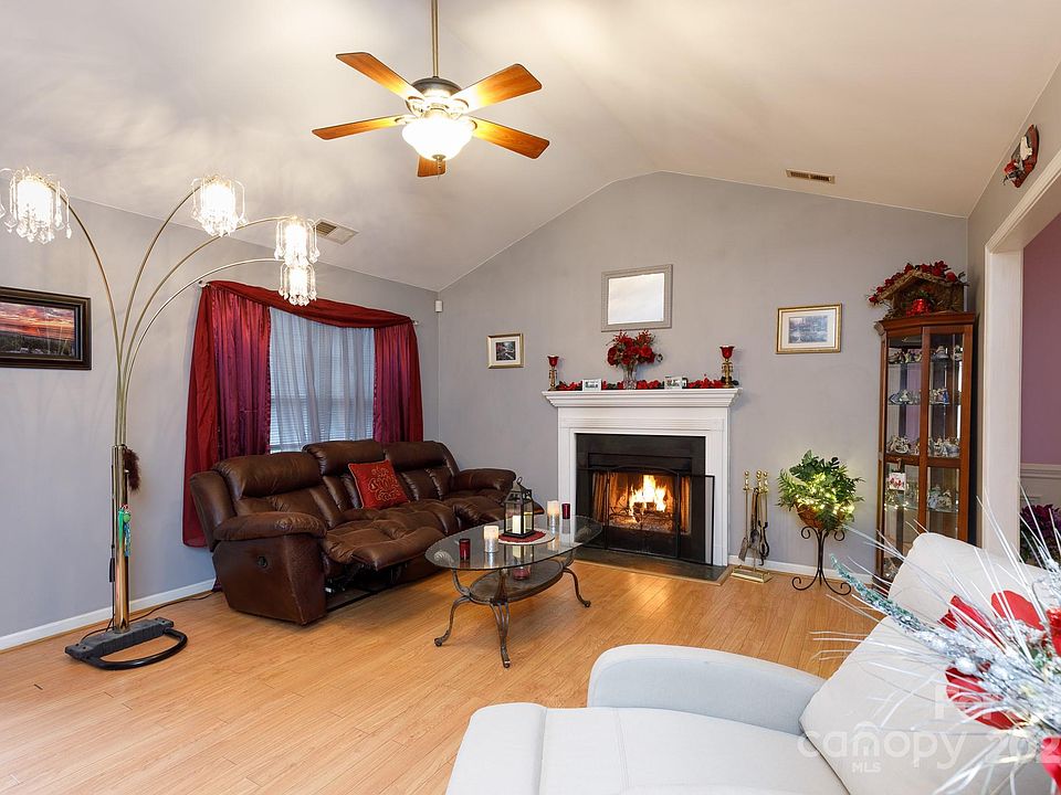 234 Henson Ln, Mc Connells, SC 29726 | Zillow