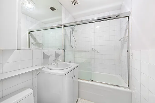 Sold by Compass | media 5