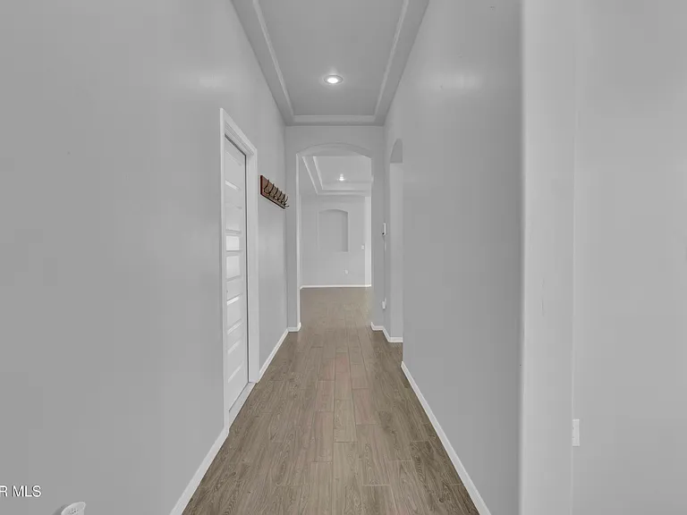 7846 Enchanted Ridge Dr — Photo 5
