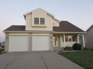 3411 Cascade Cir, Lincoln, NE 68504
