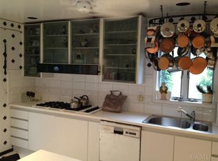 65 Dora Ln, New Rochelle, NY 10804