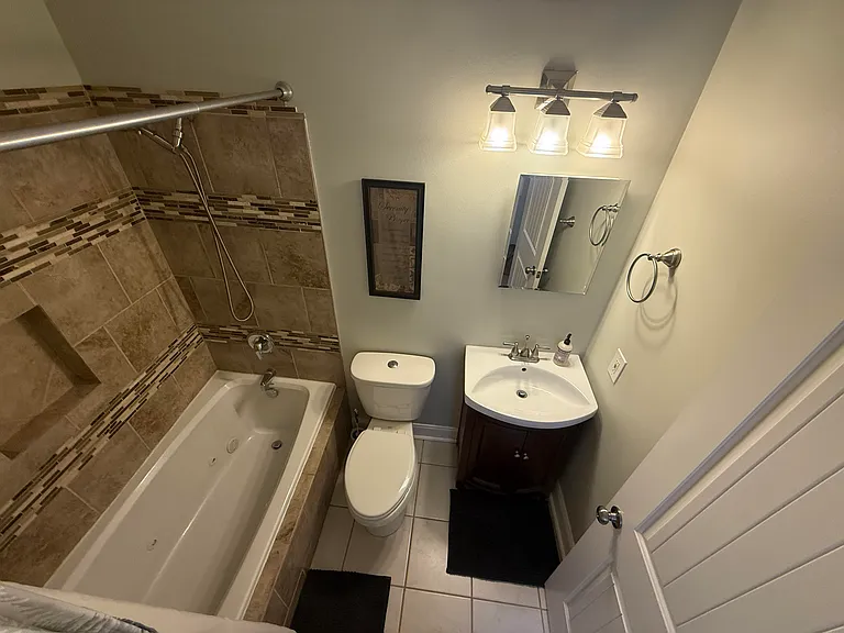 4060 Juniata St — Photo 14
