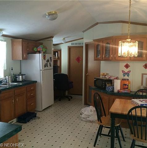 2nd image of 47 Spruce Dr