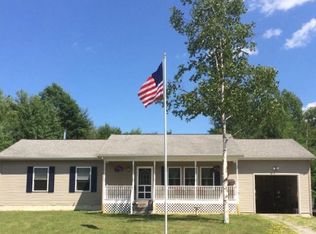 52 Grandview Ln, Warrensburg, NY 12885