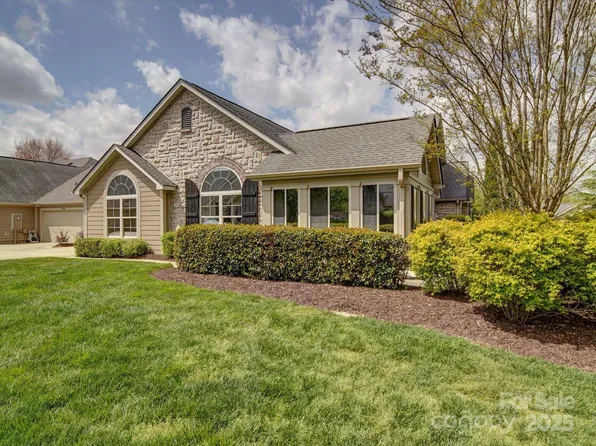 4754 Polo Gate Blvd, Charlotte, NC 28216