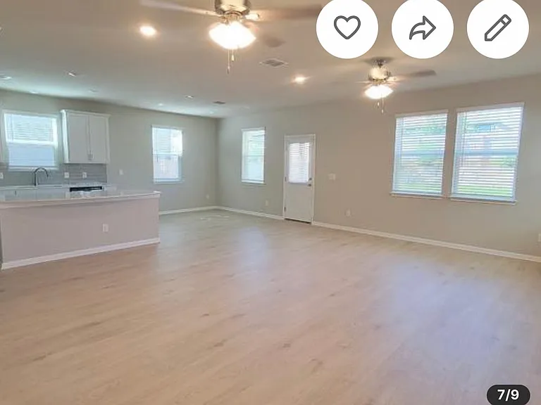184 Jackman Dr — Photo 6